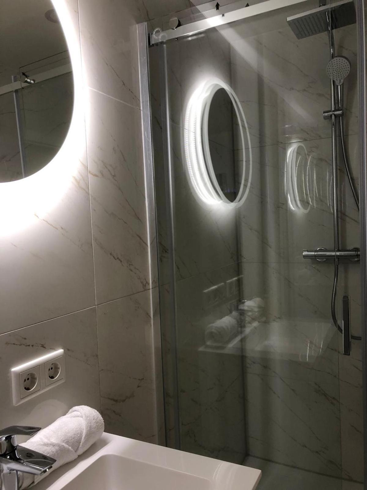 Lux Apartment Near Frankfurt! Mörfelden-Walldorf Eksteriør bilde